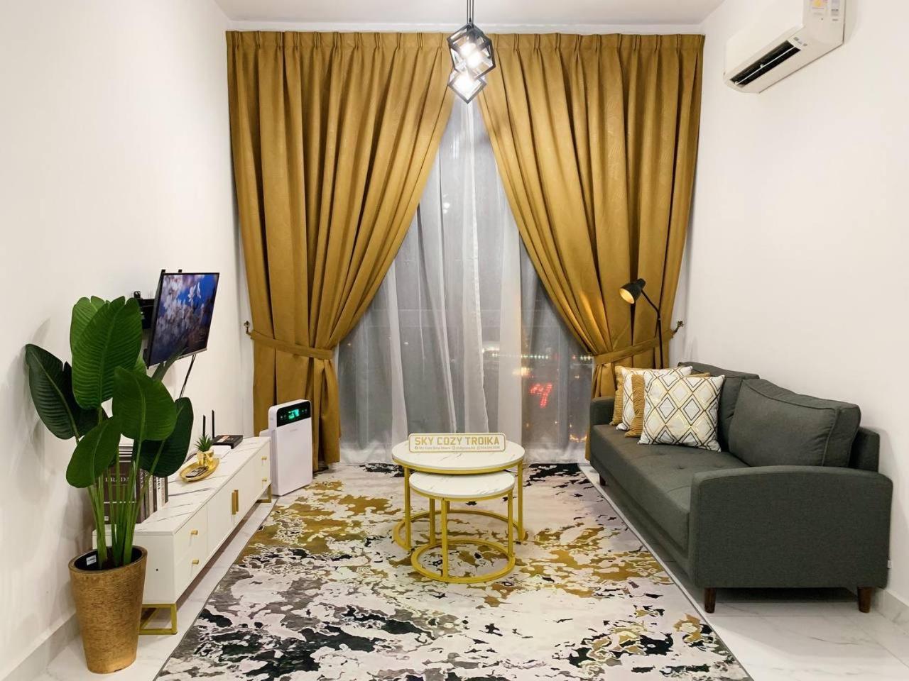 Sky Cozy Troika Residence, 1 Bedroom 4-6 Pax, 2 Bedrooms 6-8 Pax, Pool Vew, Sky & City View, Free Parking, Pool, Unlimited Wifi & Netflix Kota Bharu Bagian luar foto